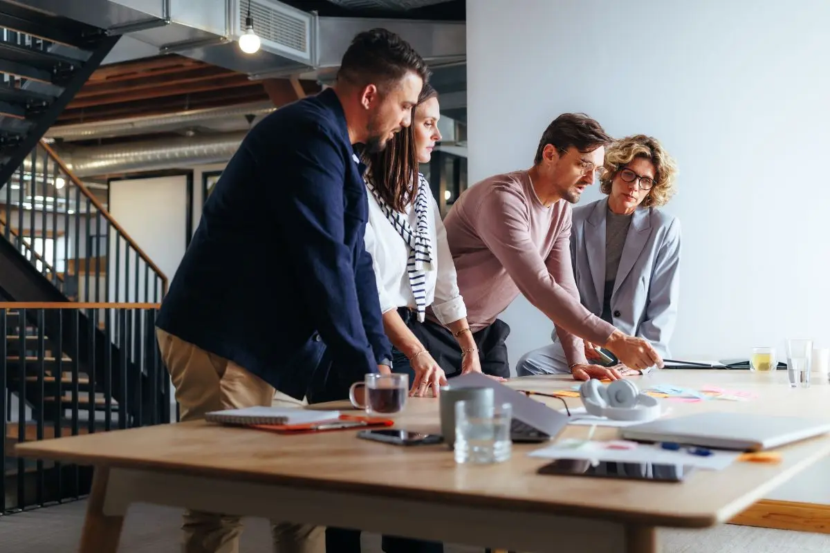 Agencja content marketingu vs in-house – co wybrać dla swojej firmy?